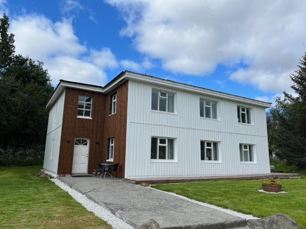 Joekla Guesthouse Skjoldolfsstathir 外观 照片